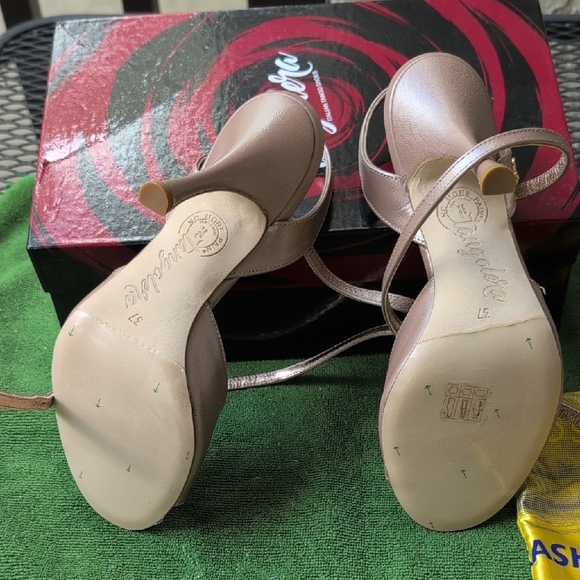 Argentin Tango Shoes/ Tangolera Italian Tango Shoes - Picture 2 of 15